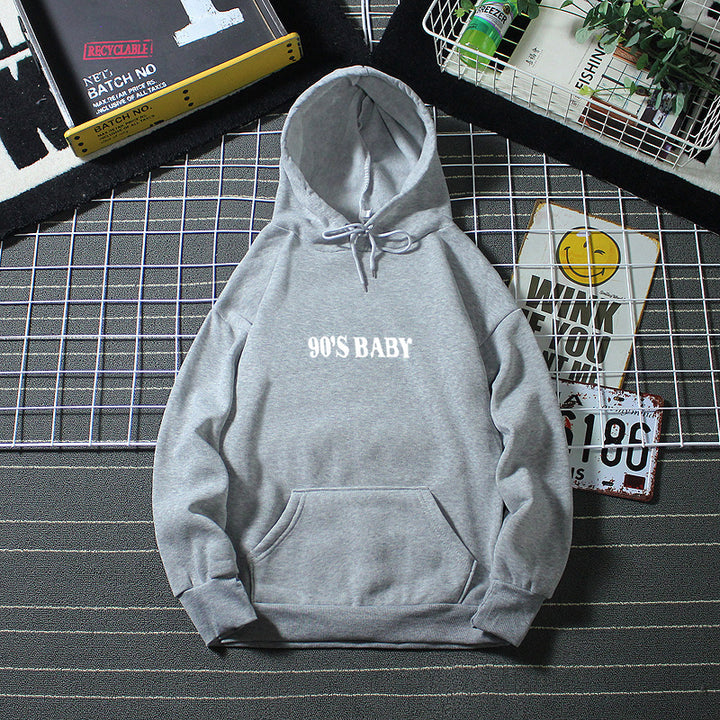Women's hoodie with eye-catching 90s print Chic & Stil