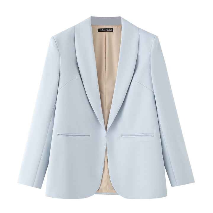 Elegant blazer jacket for women with a modern cut and structured pockets Lune London