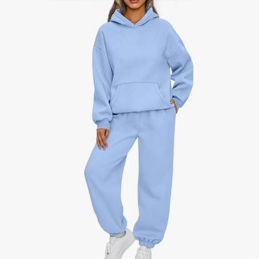 Women's casual hoodie jumpsuit made of high-quality sweat material with practical pockets Chic & Stil
