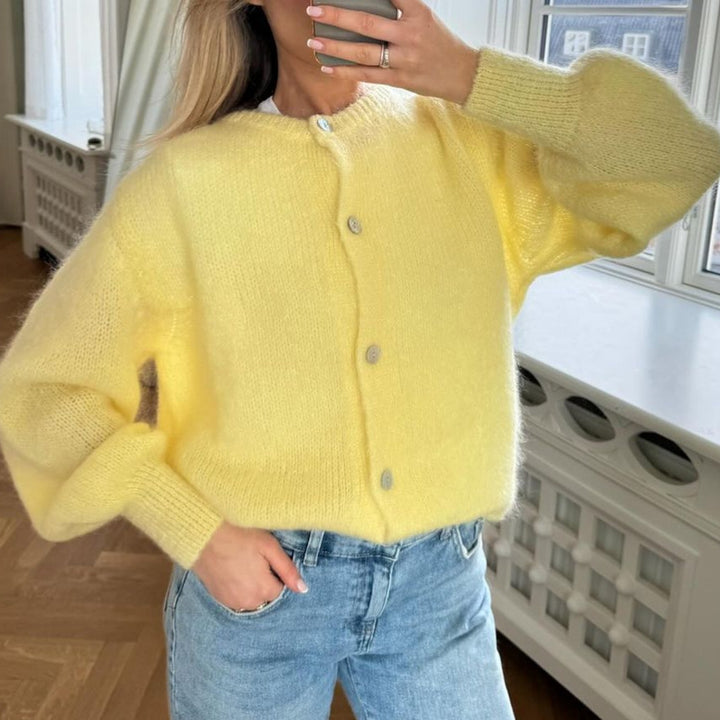 Cozy knit cardigan for women with button details Lune London