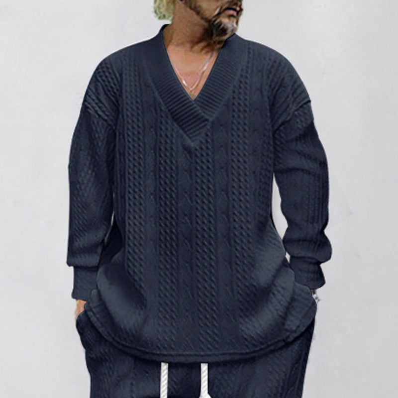 Chunky knit pullover for men with V-neck and relaxed fit Lune London
