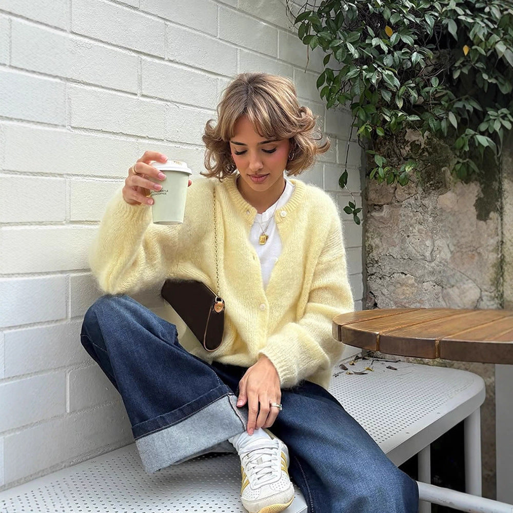 Women's Fluffy Short Jacket made of Mohair Mix with Round Neck and Boxy Silhouette Amarae