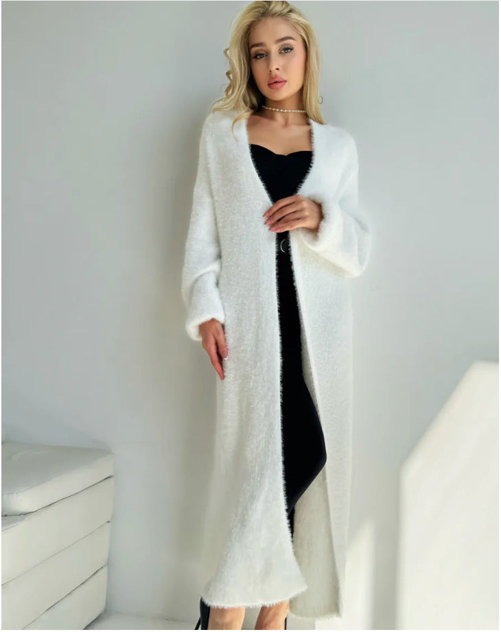 Ladies long plush cardigan with open cut and raglan sleeves Lune London