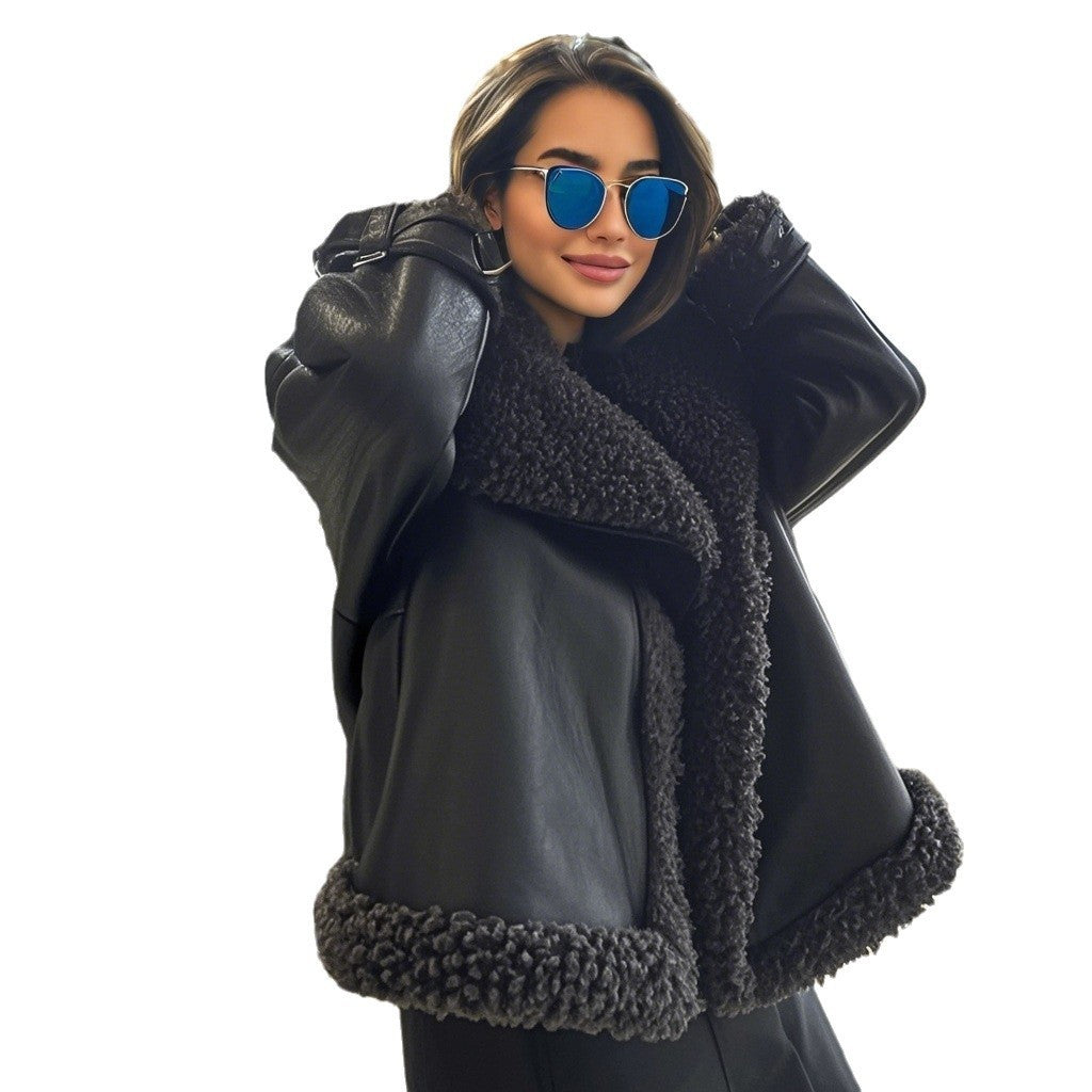 Ladies Oversize Bomber Jacket made of faux leather with voluminous teddy lining and adjustable collar Amarae