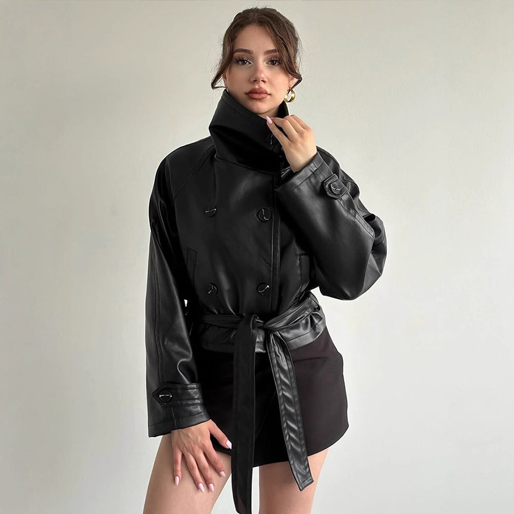 Women Tailored Short Blouson Jacket made of Imitation Leather with High Stand-up Collar and Ties Belt Amarae