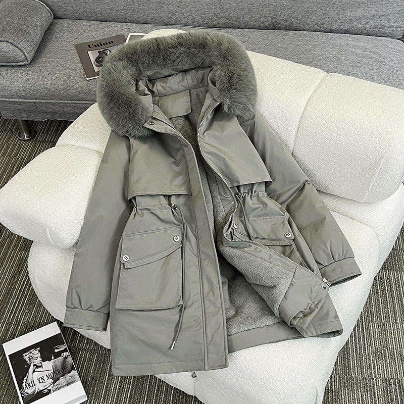 Ladies trendy winter parka with cozy lining and practical pockets Lune London