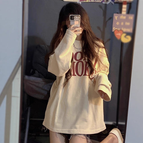 Women's casual oversized shirt with creative lettering Chic & Stil