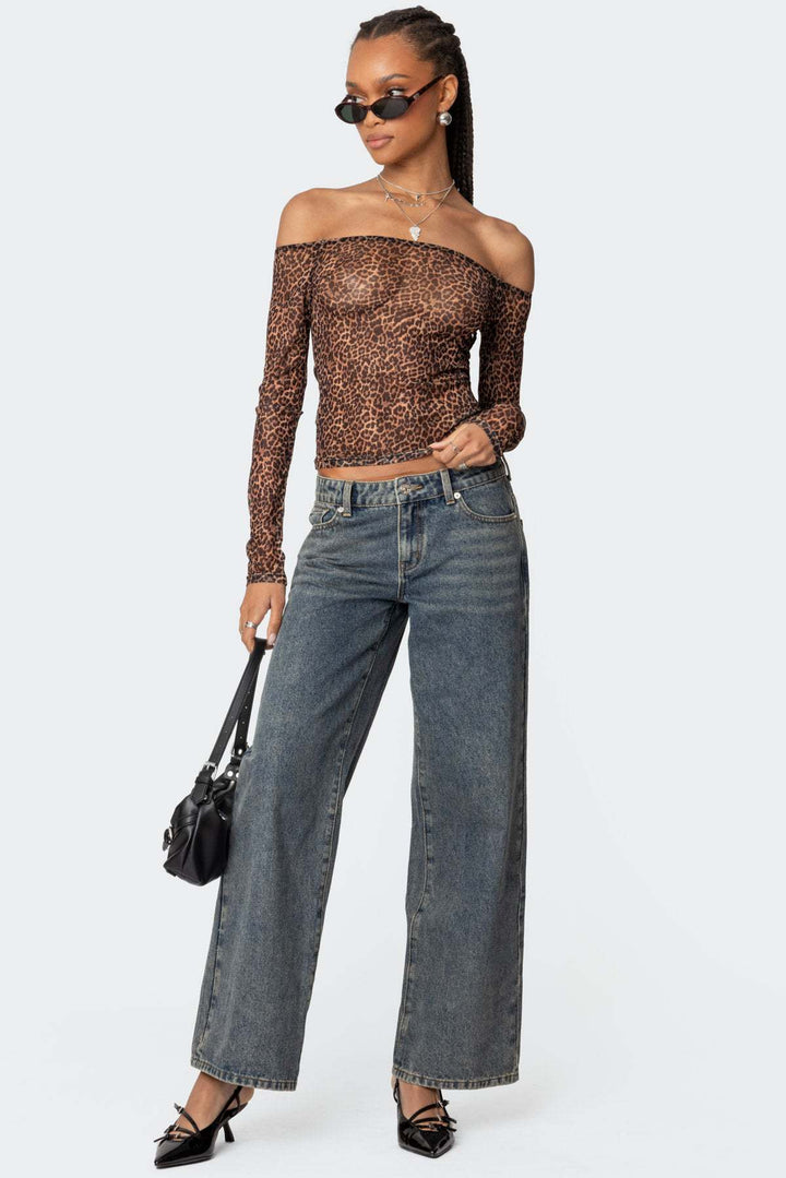 Women's Off-Shoulder Long Sleeve Shirt with Leopard Print Lune London