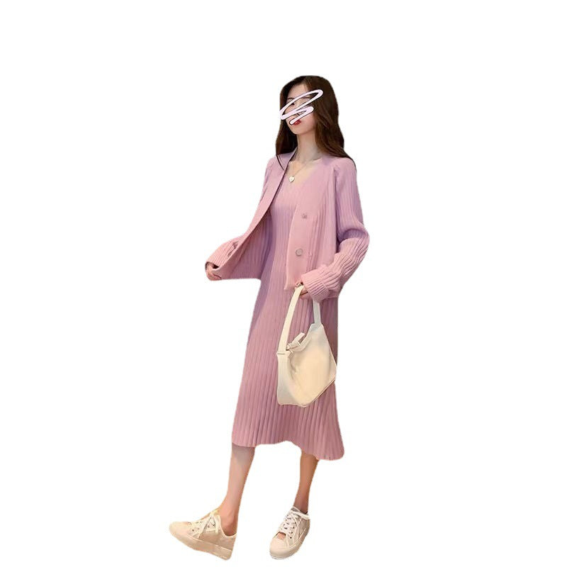 Ensemble tricot pour femme avec un élégant col en V et un cardigan décoratif Chic & Stil