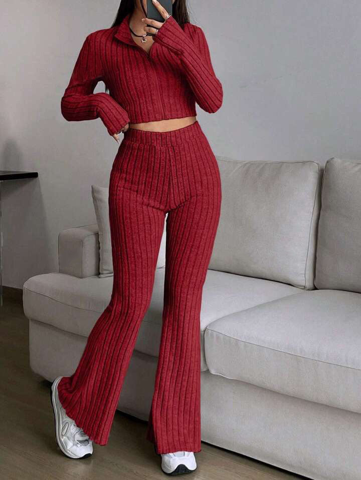 High-waisted knitted loungewear set for women Lune London