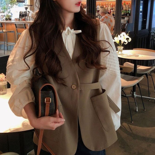 Blouse enveloppante à manches courtes Chic & Stil pour femmes