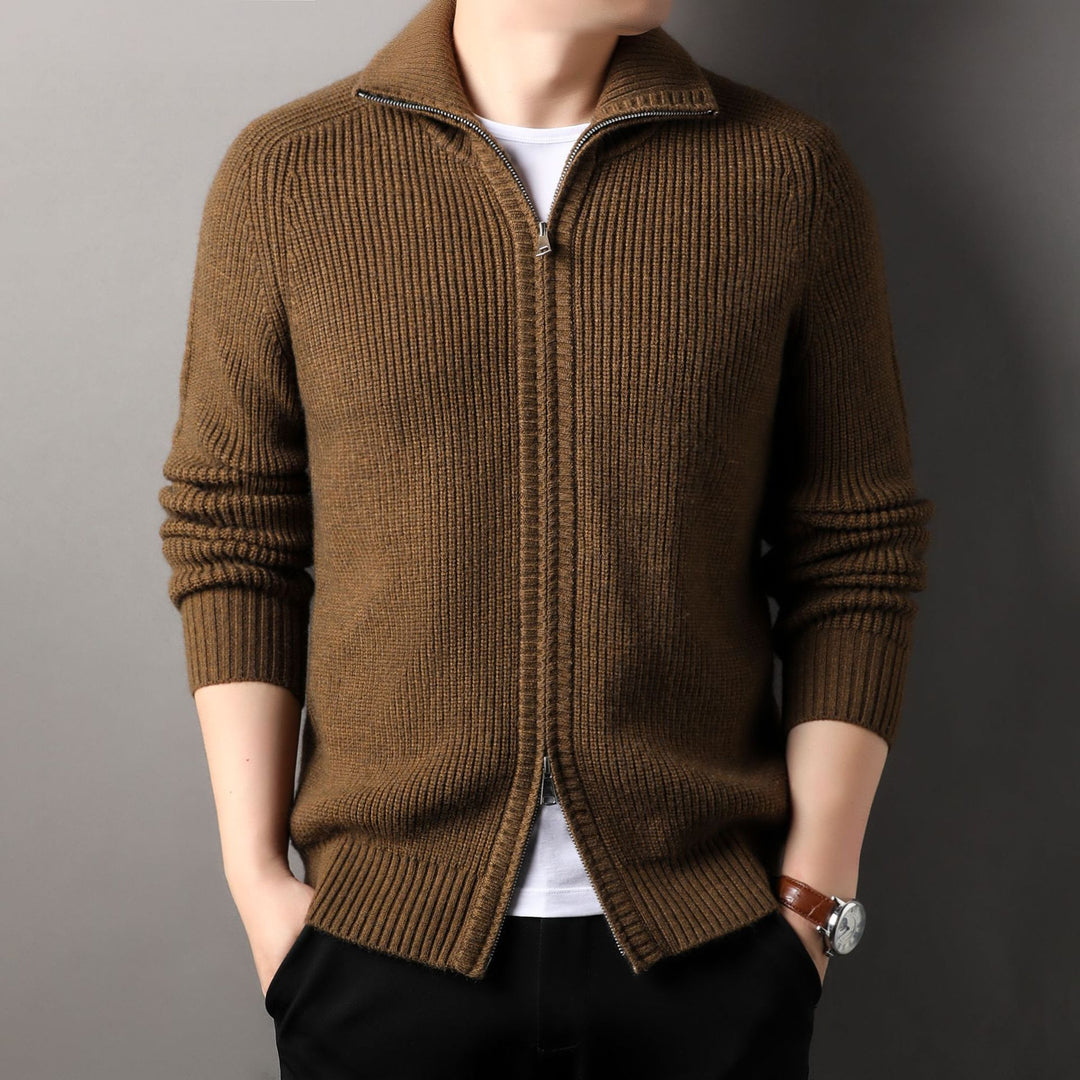 High-quality wool turtleneck sweater for men Lune London