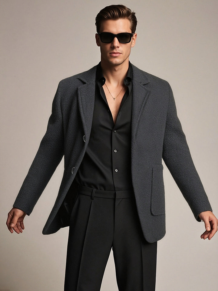 Elegant structured blazer for men with practical pockets Lune London