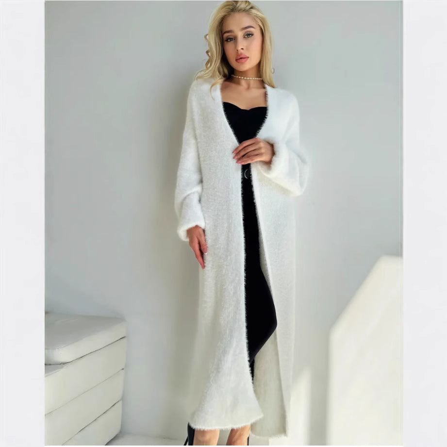 Ladies long plush cardigan with open cut and raglan sleeves Lune London