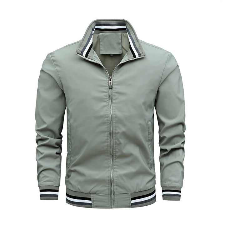 Men's sporty transitional jacket with practical pockets and high collar Lune London