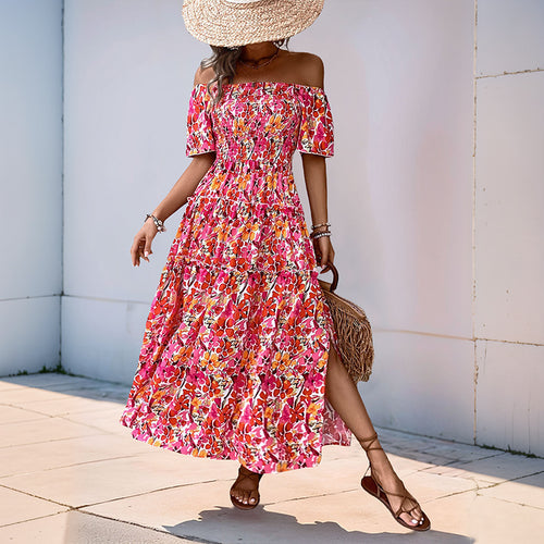 Robe maxi décolletée pour femmes avec motif floral et détails en volants Chic & Stil
