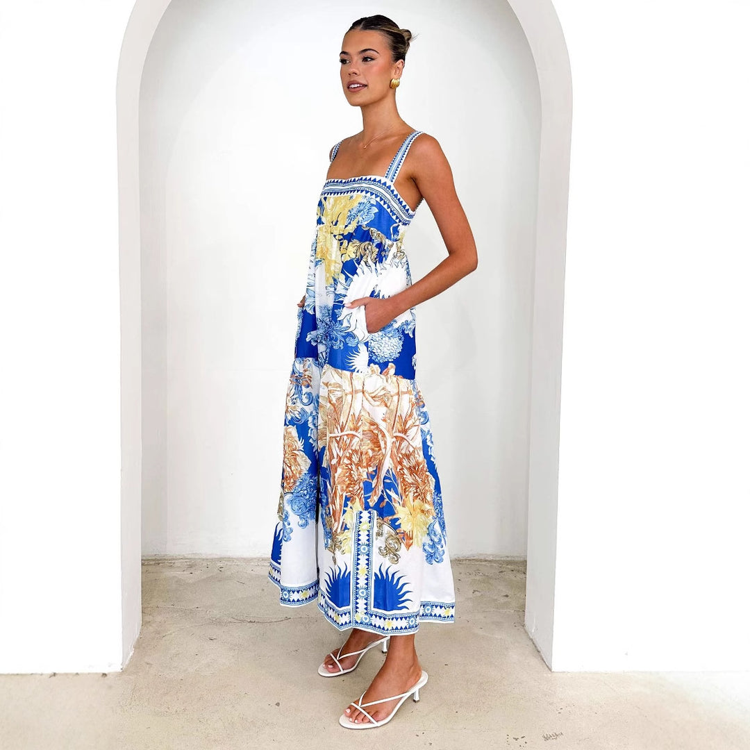 Maxi dress for women with a beautiful floral design and narrow straps Chic & Stil