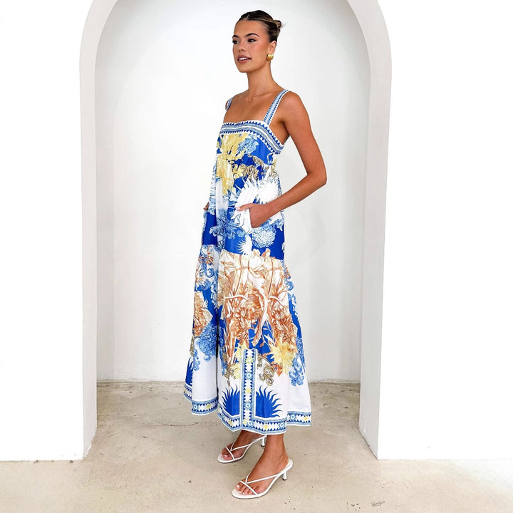 Maxi dress for women with a beautiful floral design and narrow straps Chic & Stil