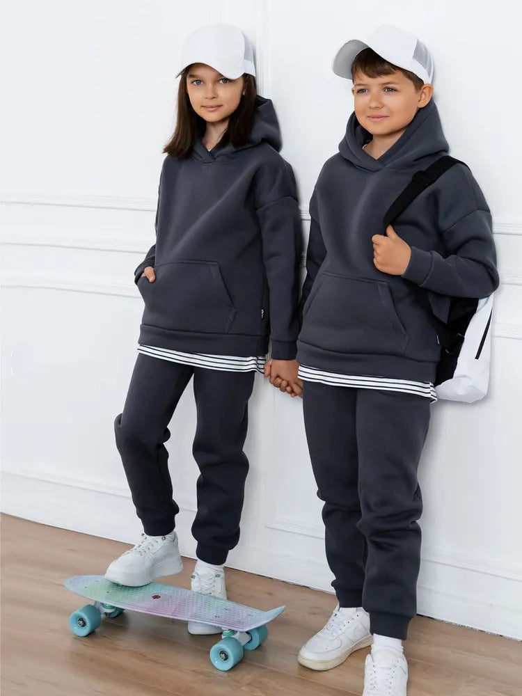 Ladies Sports Leisure Outfit with high comfort and chic and stylish accents