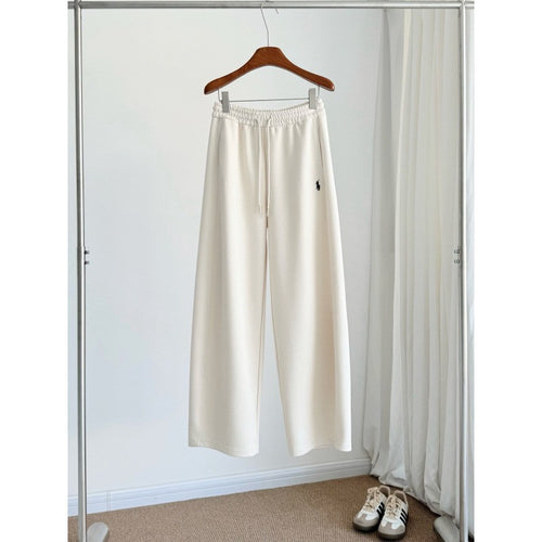Women loose sweatpants with elastic waistband Chic & Stil