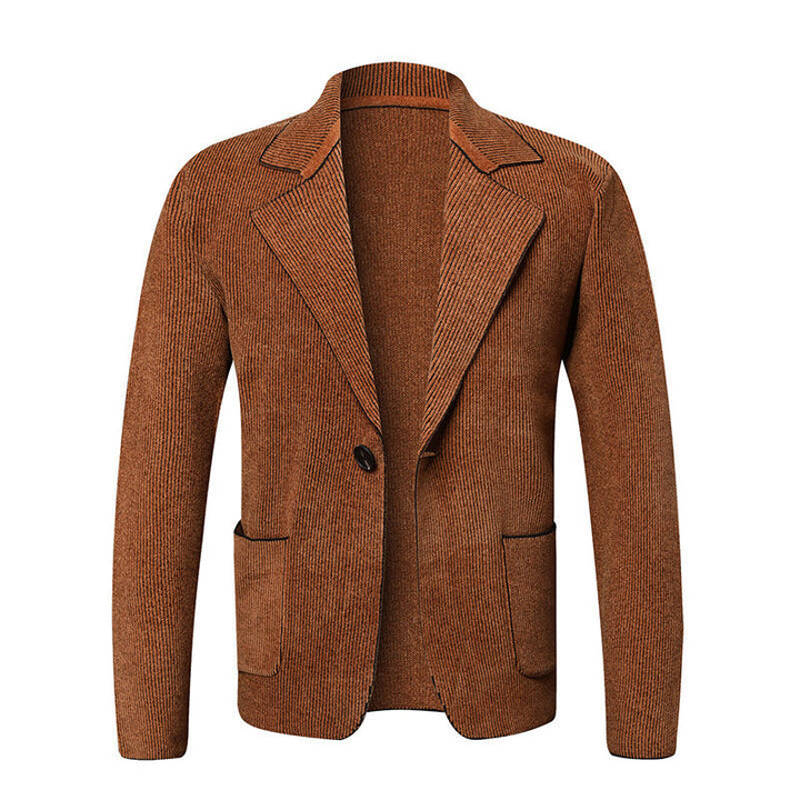 Elegant blazer jacket for men with a timeless design and practical pockets Lune London