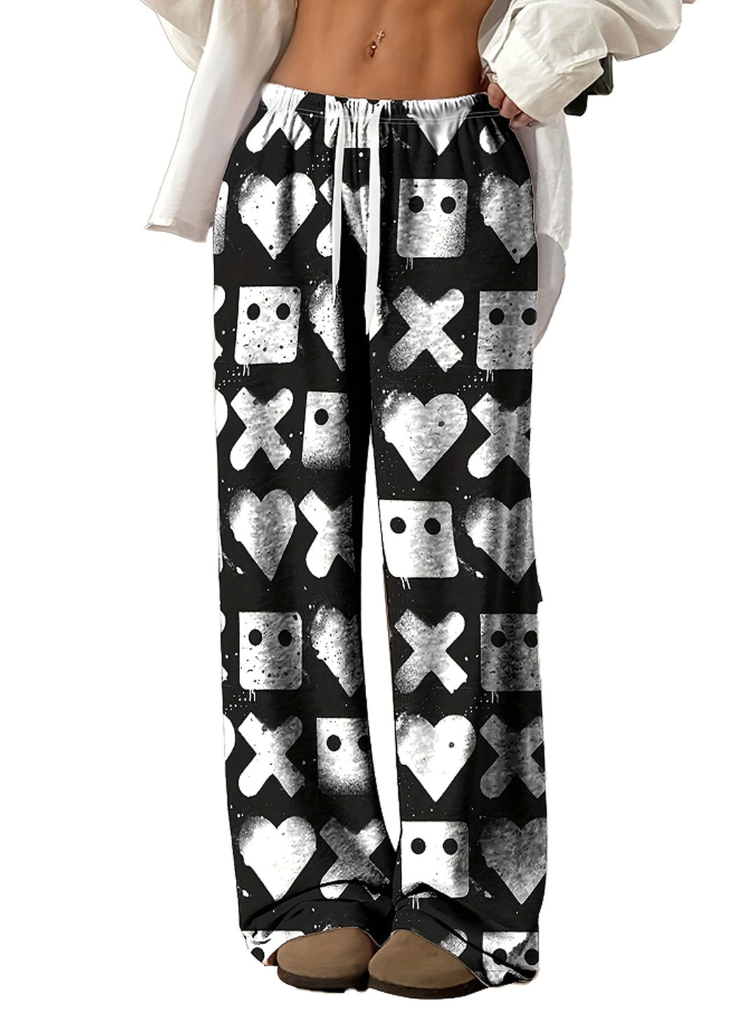 Lune London women's patterned lounge pants with elastic waistband and deep pockets