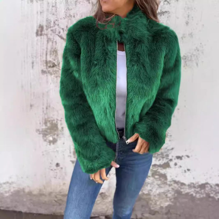 Ladies comfortable fleece jacket with high collar and zipper Lune London