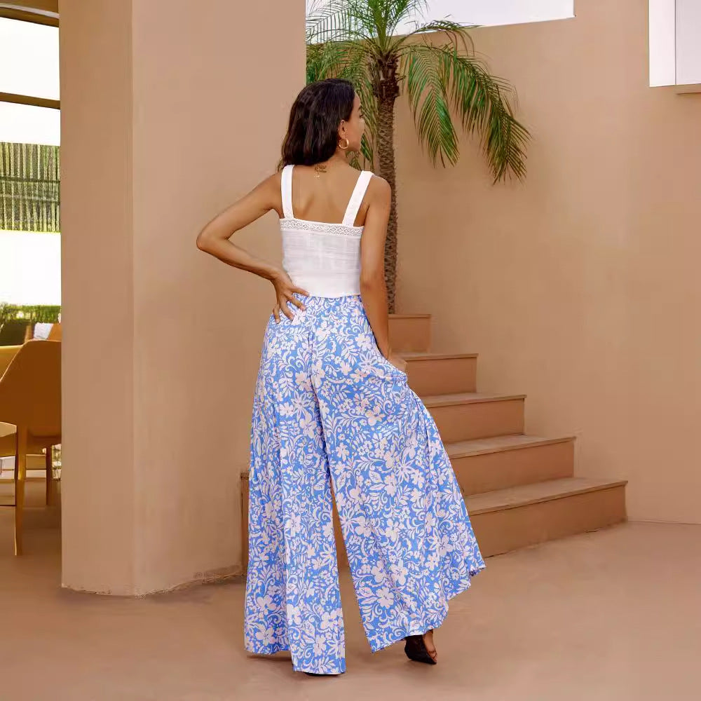 Long maxi dress for women with colorful geometric print and high side slits Chic & Stil