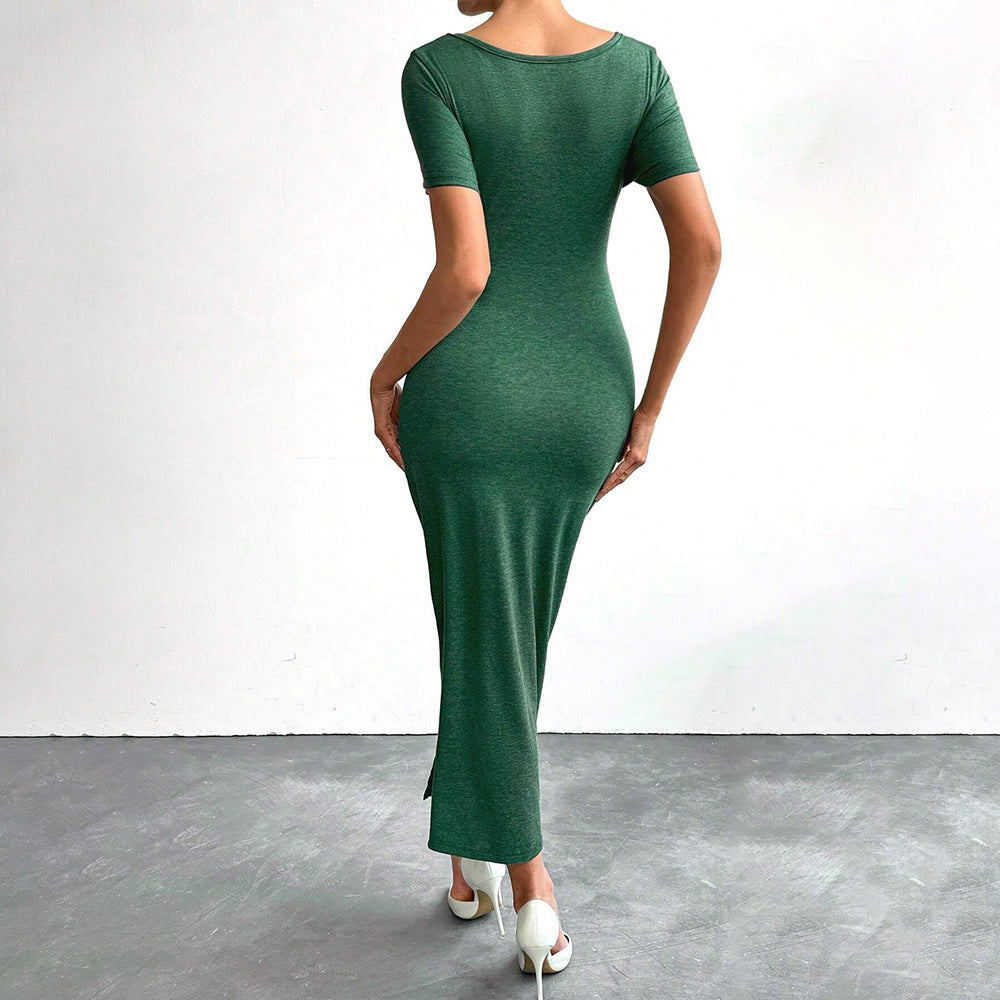 Robe enveloppante ajustée pour femmes avec fente sur le côté et détails en volants Chic & Stil