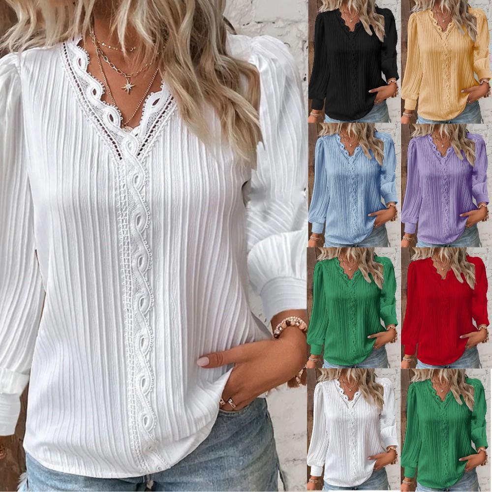Shirt for women with a refined pleated design and elegant lace accents Lune London