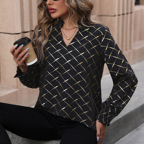 Blouse for women with modern geometric accents and delicate details Amarae