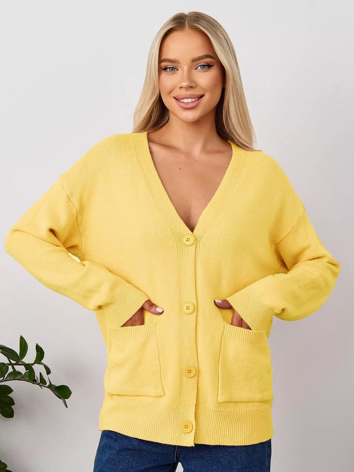 Cardigan en tricot épais pour femmes avec décolleté en V plongeant et poches pratiques Chic & Stil