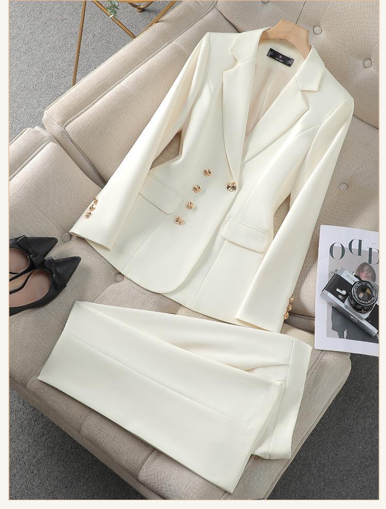 Women's Elegant Blazer and Pants Set with Golden Button Details Lune London