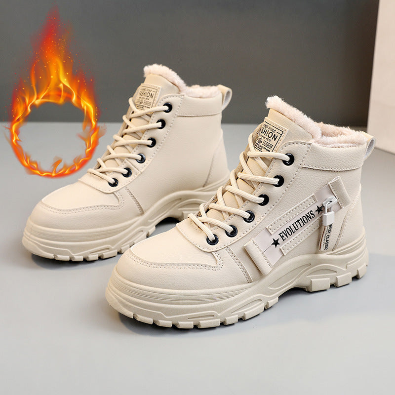 Winter boots for women with temperature regulating lining Lune London