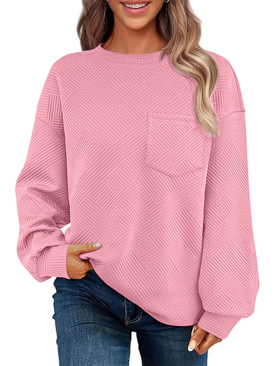 Casual sweater for women with structured pattern Lune London