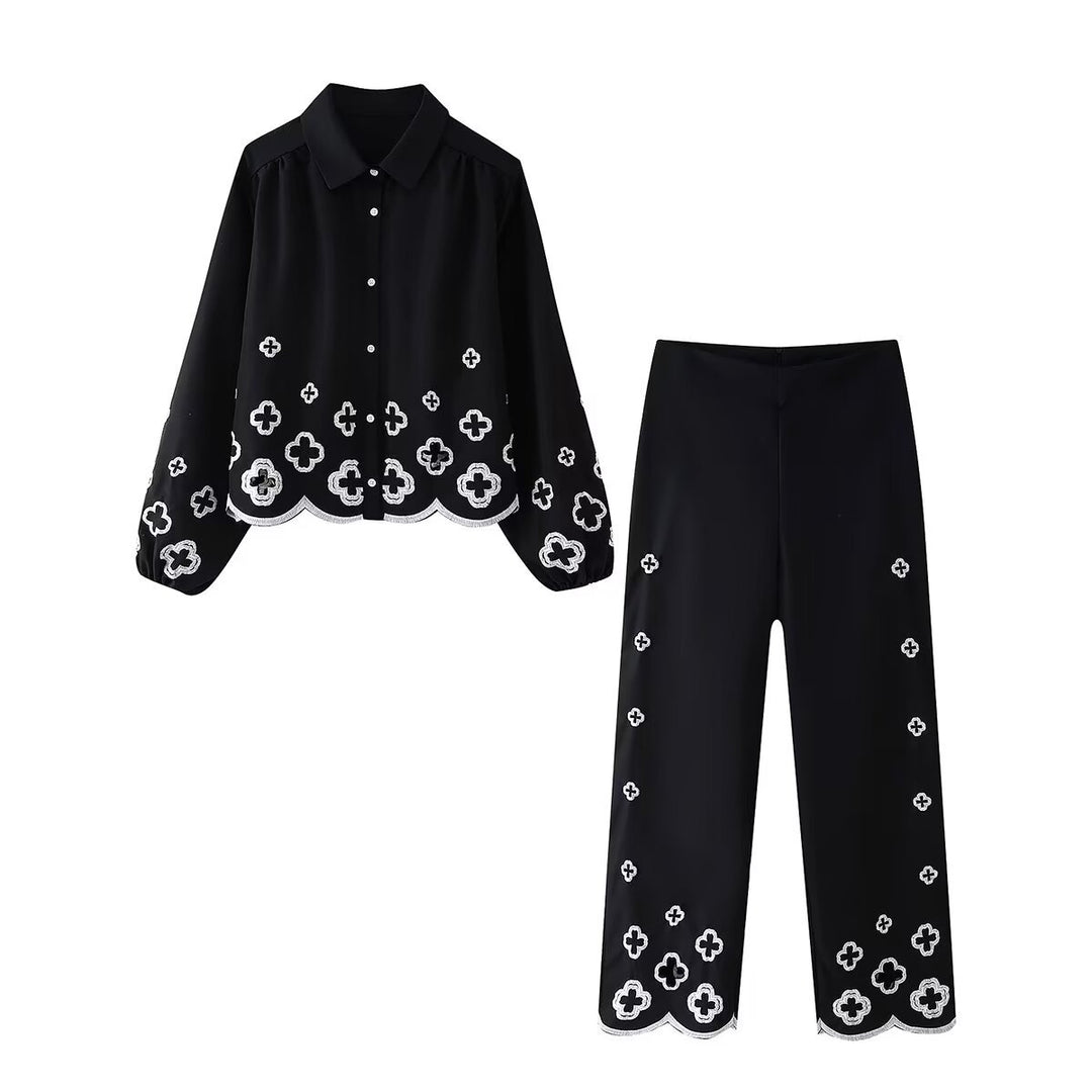 Loose pants for ladies with decorative embroidery Lune London