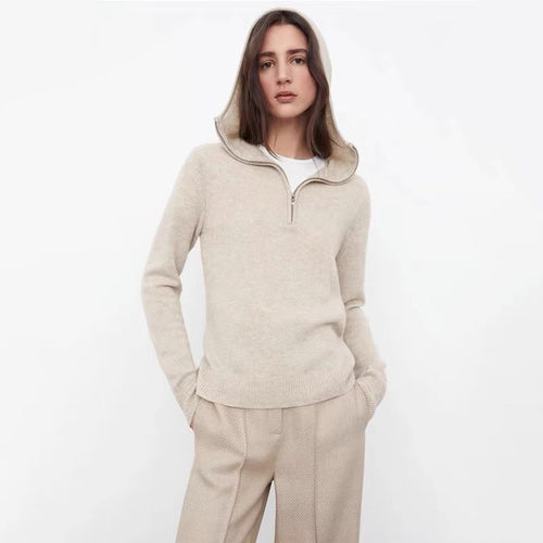 Pull en tricot élégant pour femmes avec capuche et demi-zip Chic & Stil