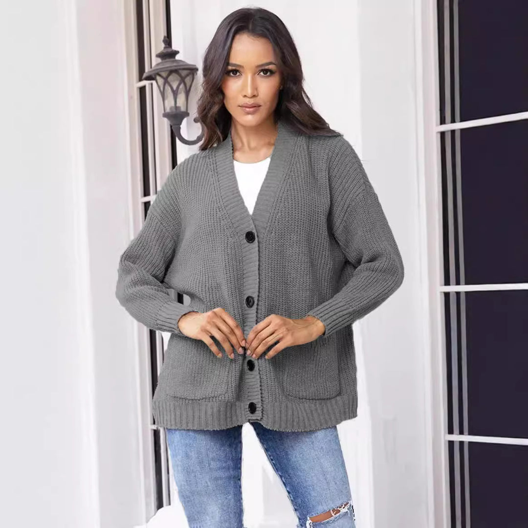 Cardigan en tricot épais pour femmes avec grandes poches et col en V classique Chic & Stil