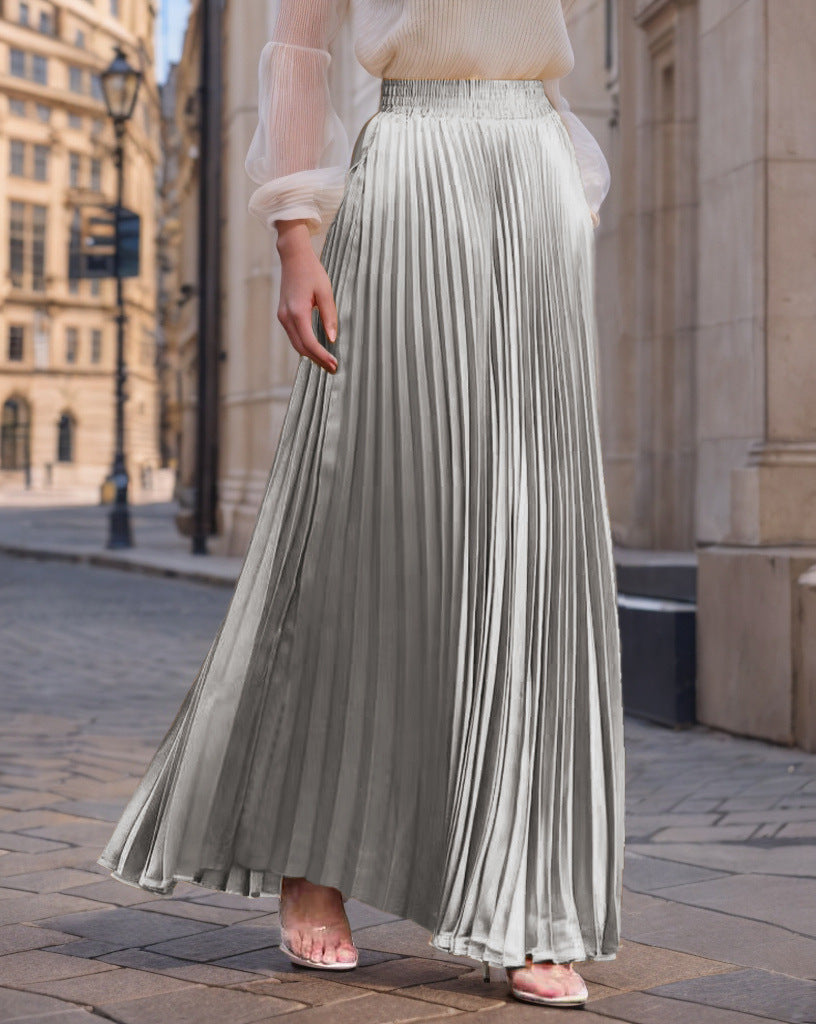 Pleated maxi skirt for women with elastic waist and flowy cut Lune London