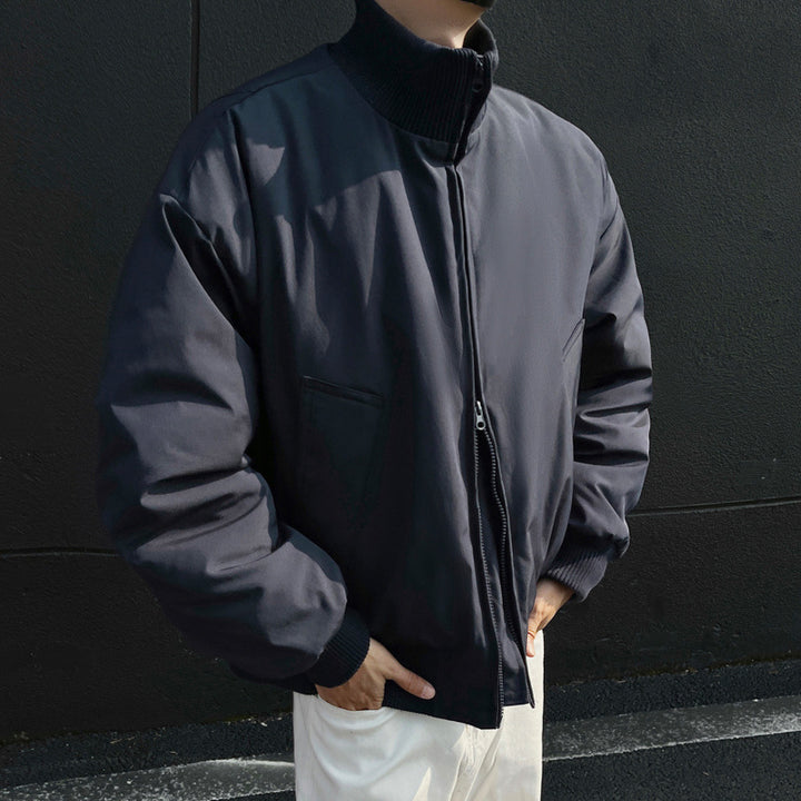 Casual bomber jacket for men with high collar and practical pockets Lune London