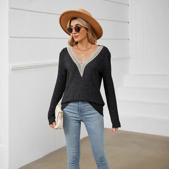 Knit sweater for women with V-neck and romantic lace Lune London