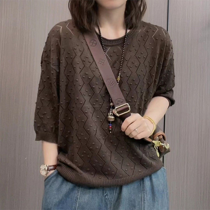 Fine knit sweater for women with a decorative structure design and a casual fit Lune London