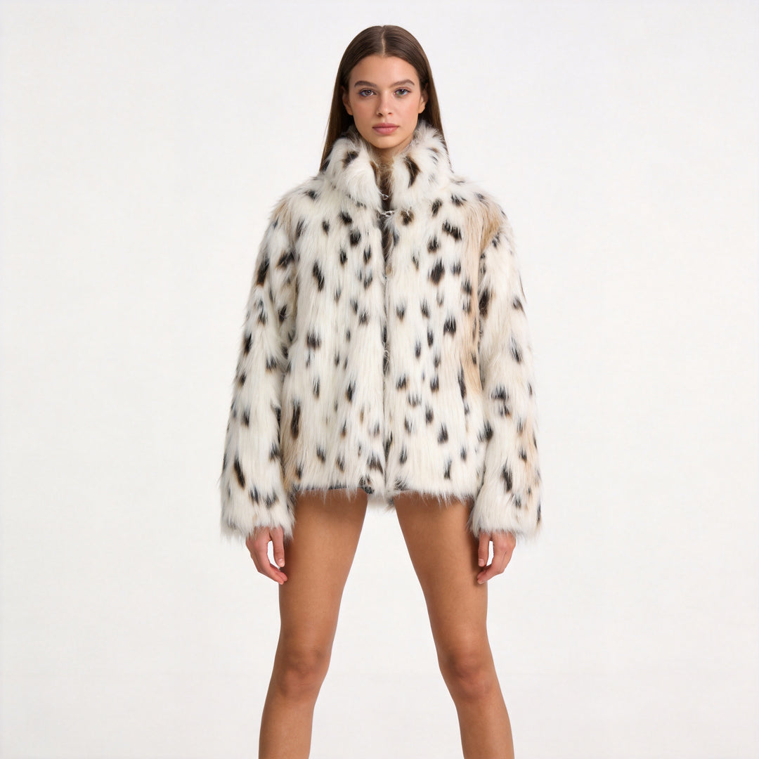 Women's short coat made of faux fur in spotted design with high collar Amarae