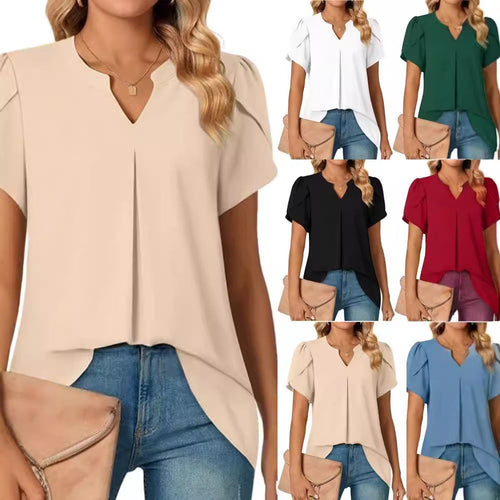 Women's Blouse with Elegant V-Neck Detail and Light Puff Sleeves Chic Und Stil