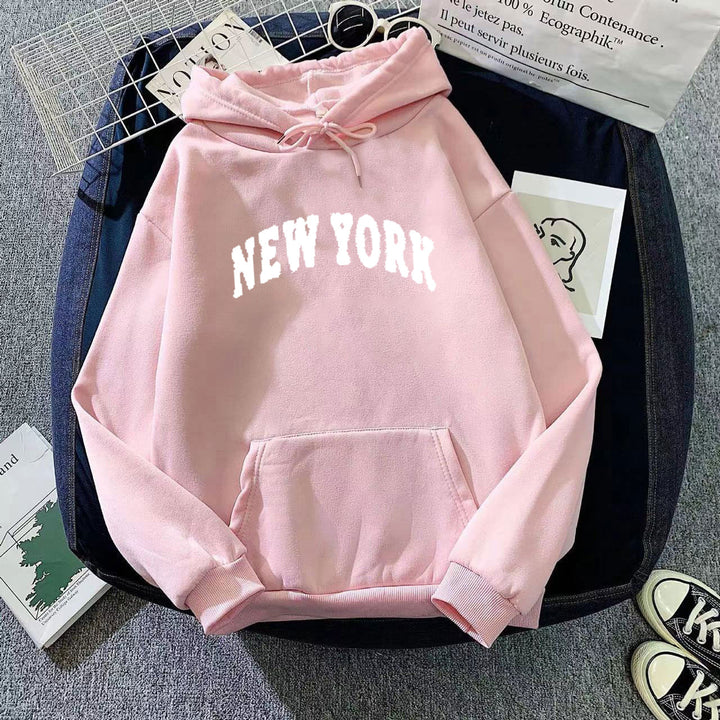 Women's Hooded Sweatshirt with Modern New York Lettering Chic & Stil