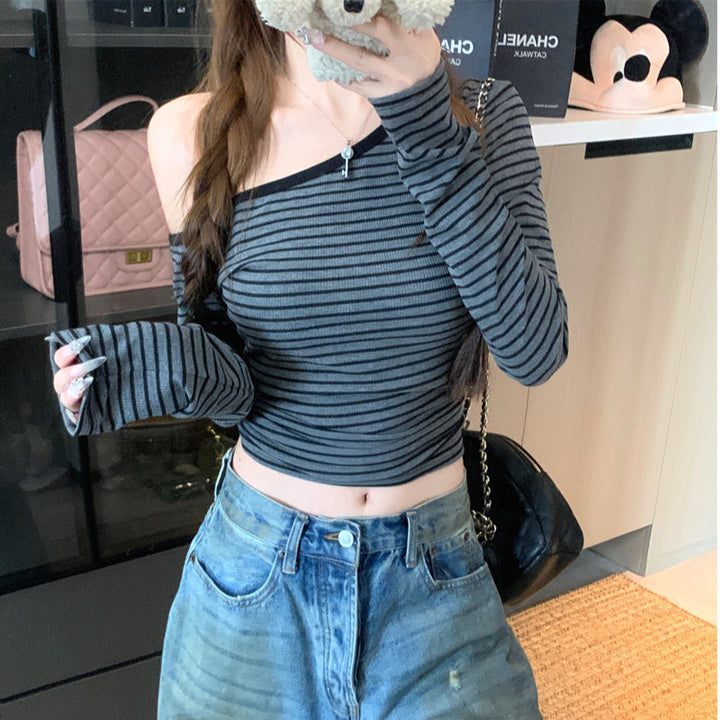 Women's off-the-shoulder long sleeve shirt with stripe pattern Chic & Stil