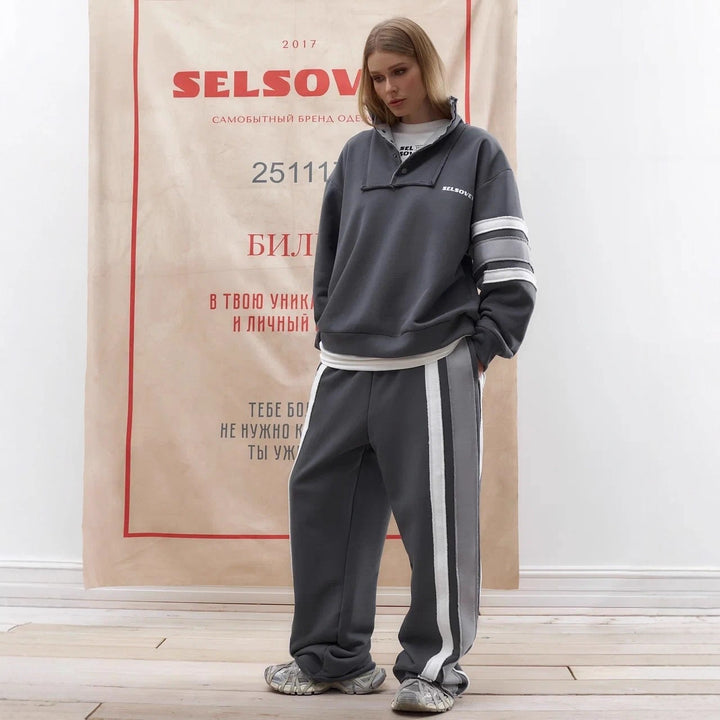 Women's sporty sweatshirt set with side stripes and a high collar Lune London