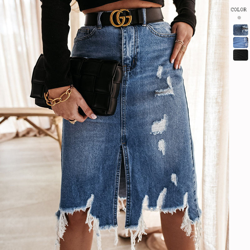 Casual denim skirt for women with asymmetrical hem and distressed details Chic & Stil