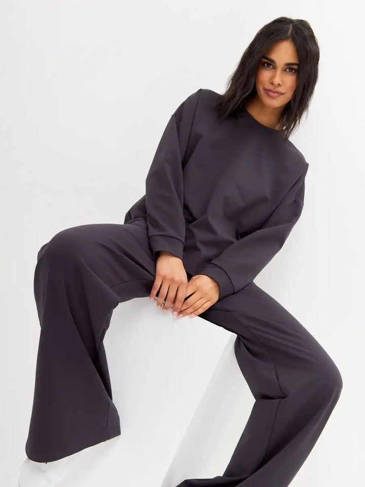 Casual and modern lounge set for women Lune London