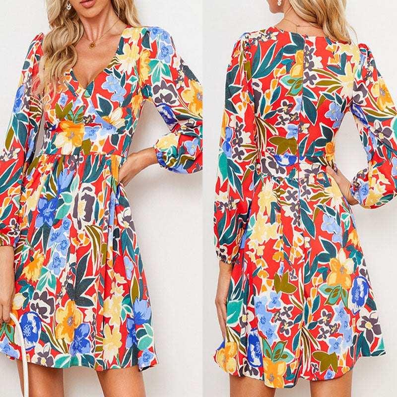 Short dress for women with narrow V-neck and long puff sleeves Lune London